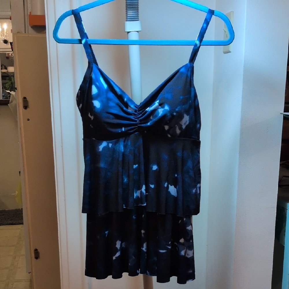 2/$20 NWT Magicsuit Navy and White Tankini Top